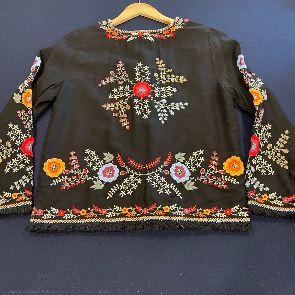 Cienna Harta Embroidered Jacket NWT - Picture 6 of 7